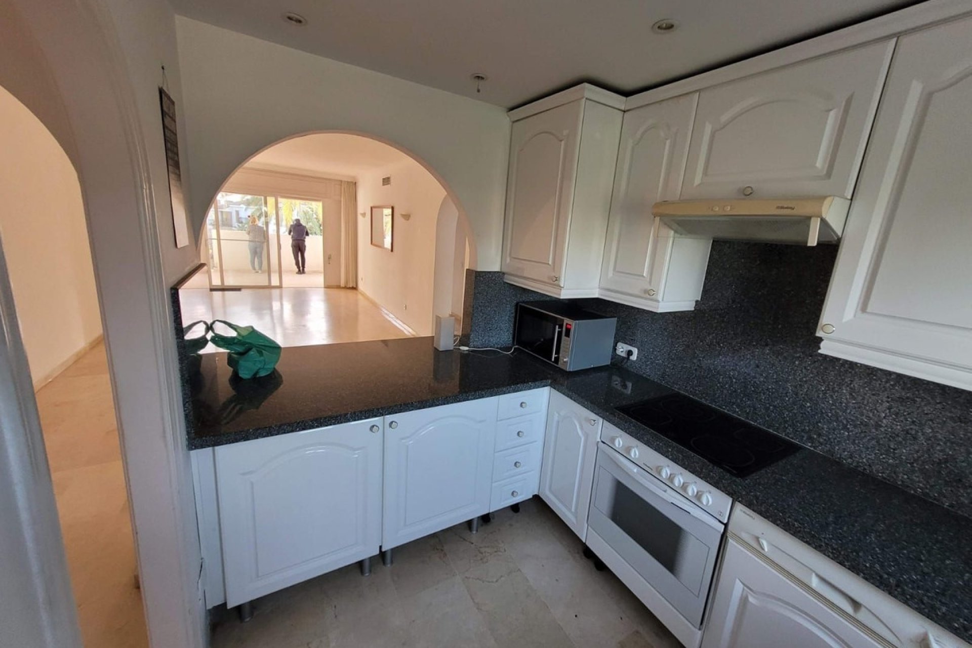 Rynek wtórny - apartment - Estepona - Estepona Centro