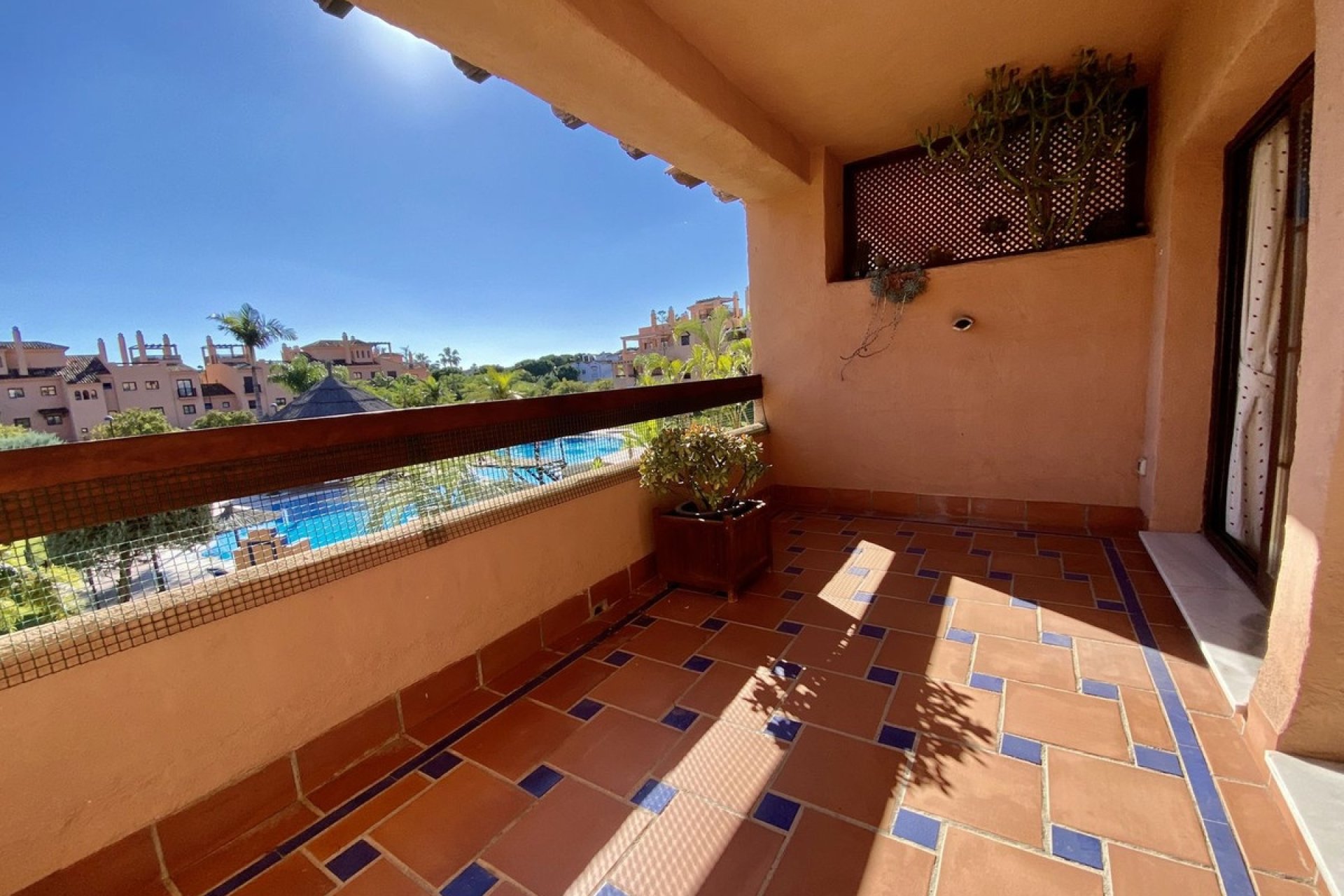 Rynek wtórny - apartment - Estepona - Hacienda del Sol