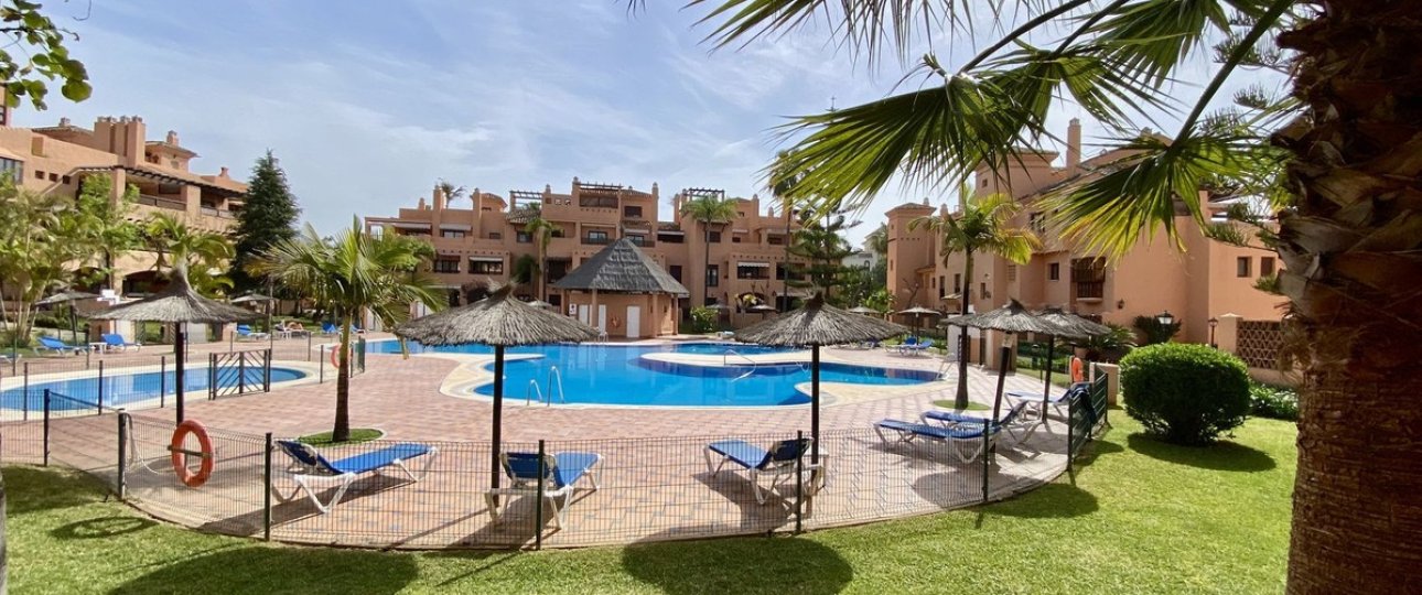 Rynek wtórny - apartment - Estepona - Hacienda del Sol