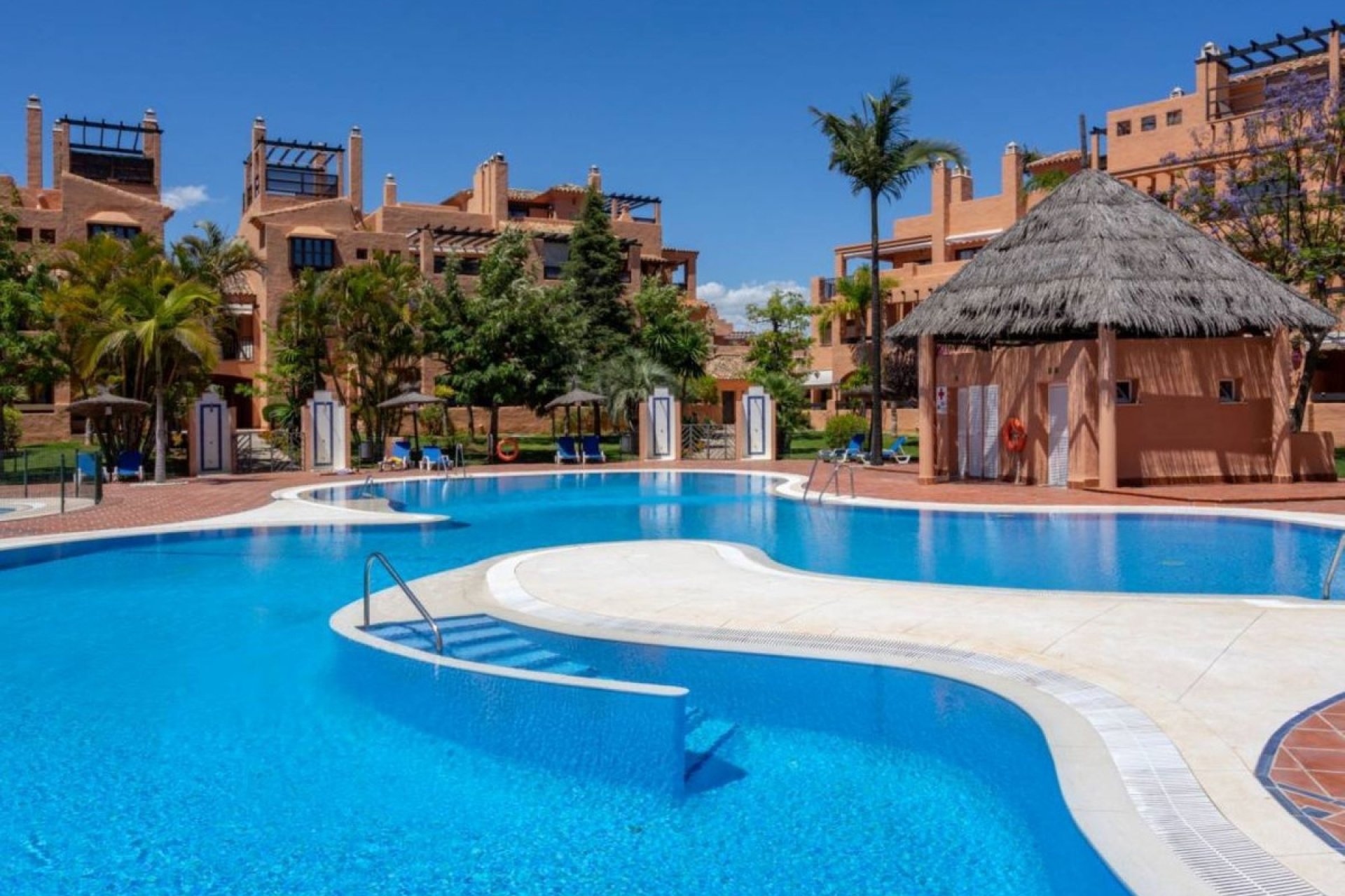 Rynek wtórny - apartment - Estepona - Hacienda del Sol