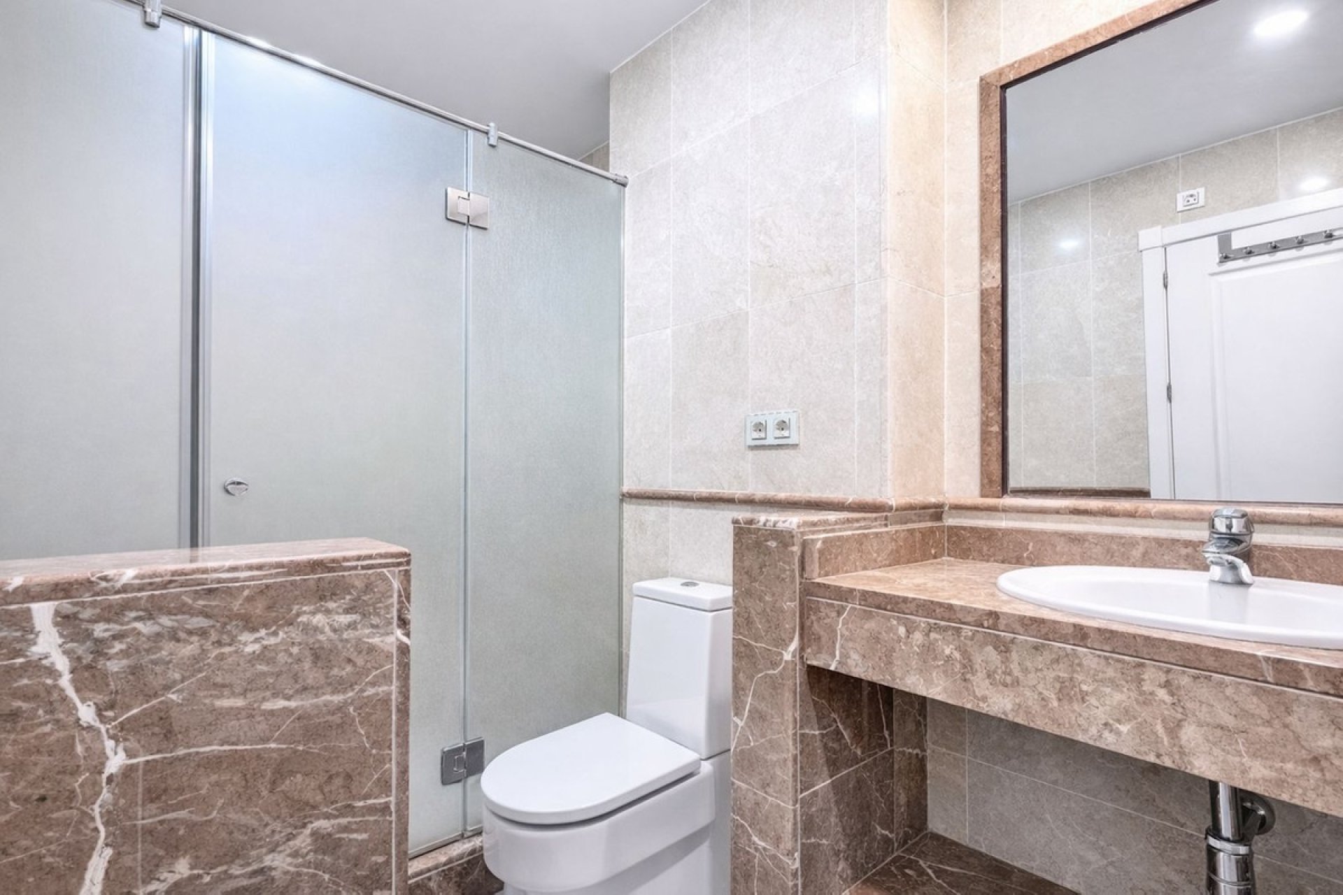 Rynek wtórny - apartment - Estepona - Hacienda del Sol