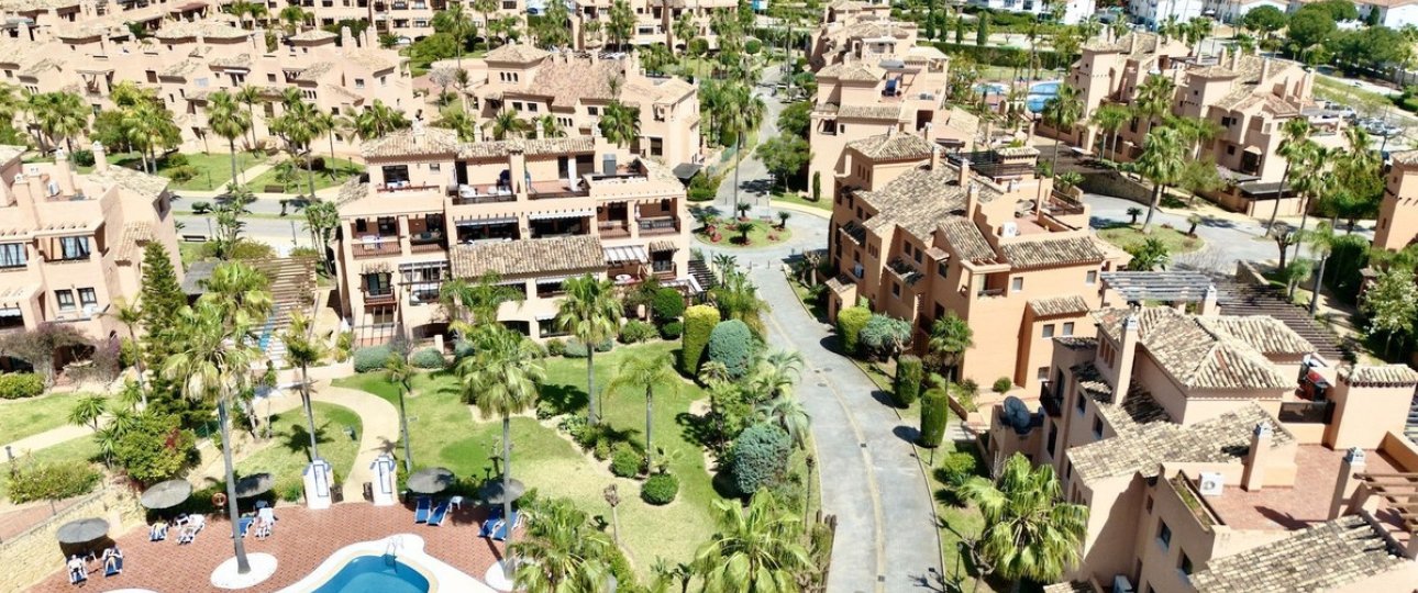 Rynek wtórny - apartment - Estepona - Hacienda del Sol