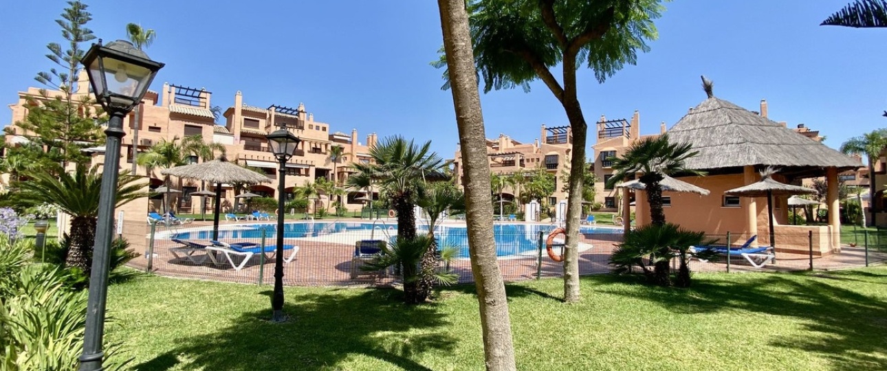 Rynek wtórny - apartment - Estepona - Hacienda del Sol