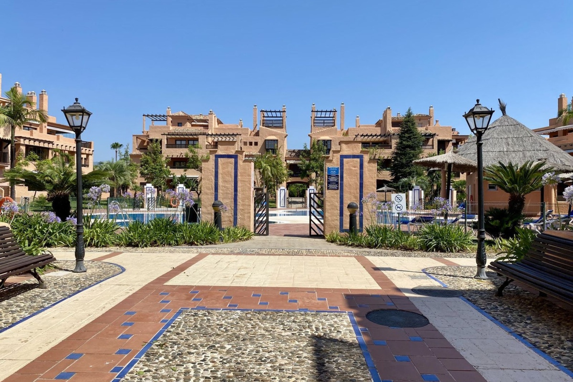 Rynek wtórny - apartment - Estepona - Hacienda del Sol