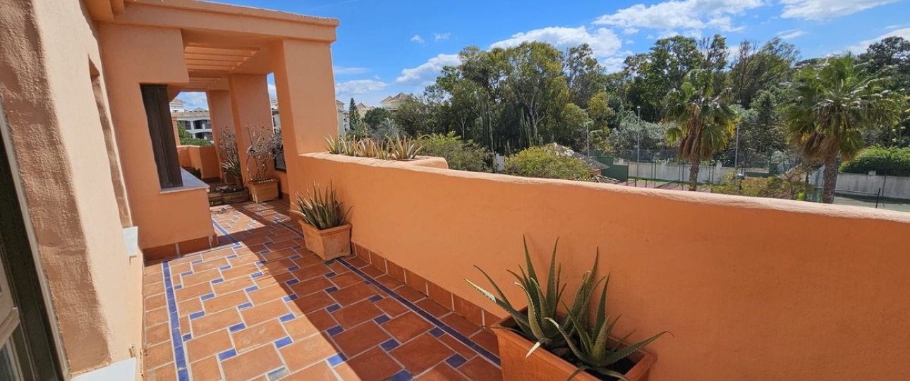 Rynek wtórny - apartment - Estepona - Hacienda del Sol