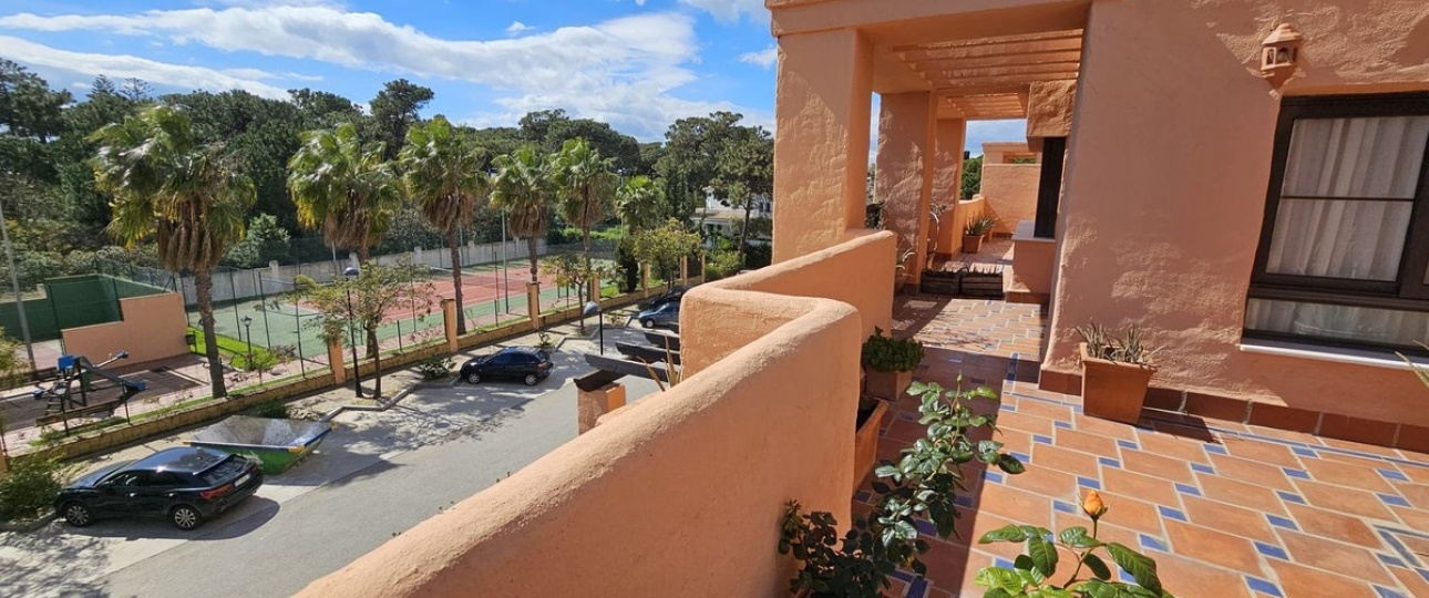 Rynek wtórny - apartment - Estepona - Hacienda del Sol