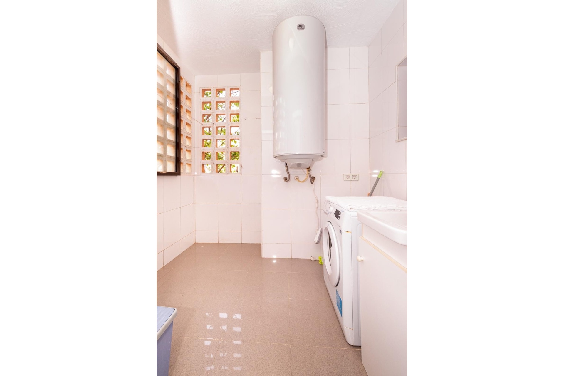 Rynek wtórny - apartment - Estepona - Hacienda del Sol