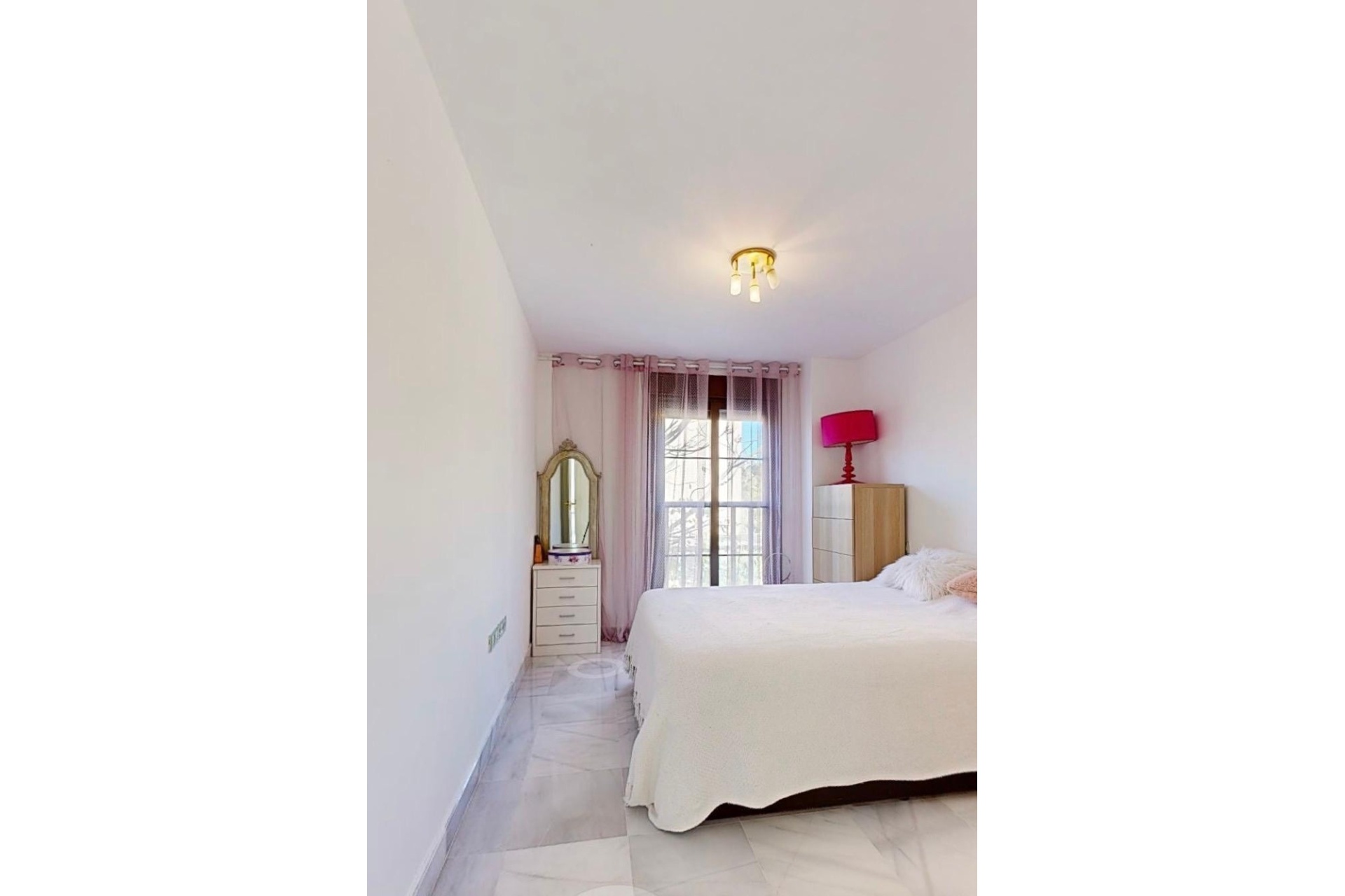 Rynek wtórny - apartment - Estepona - Hacienda del Sol