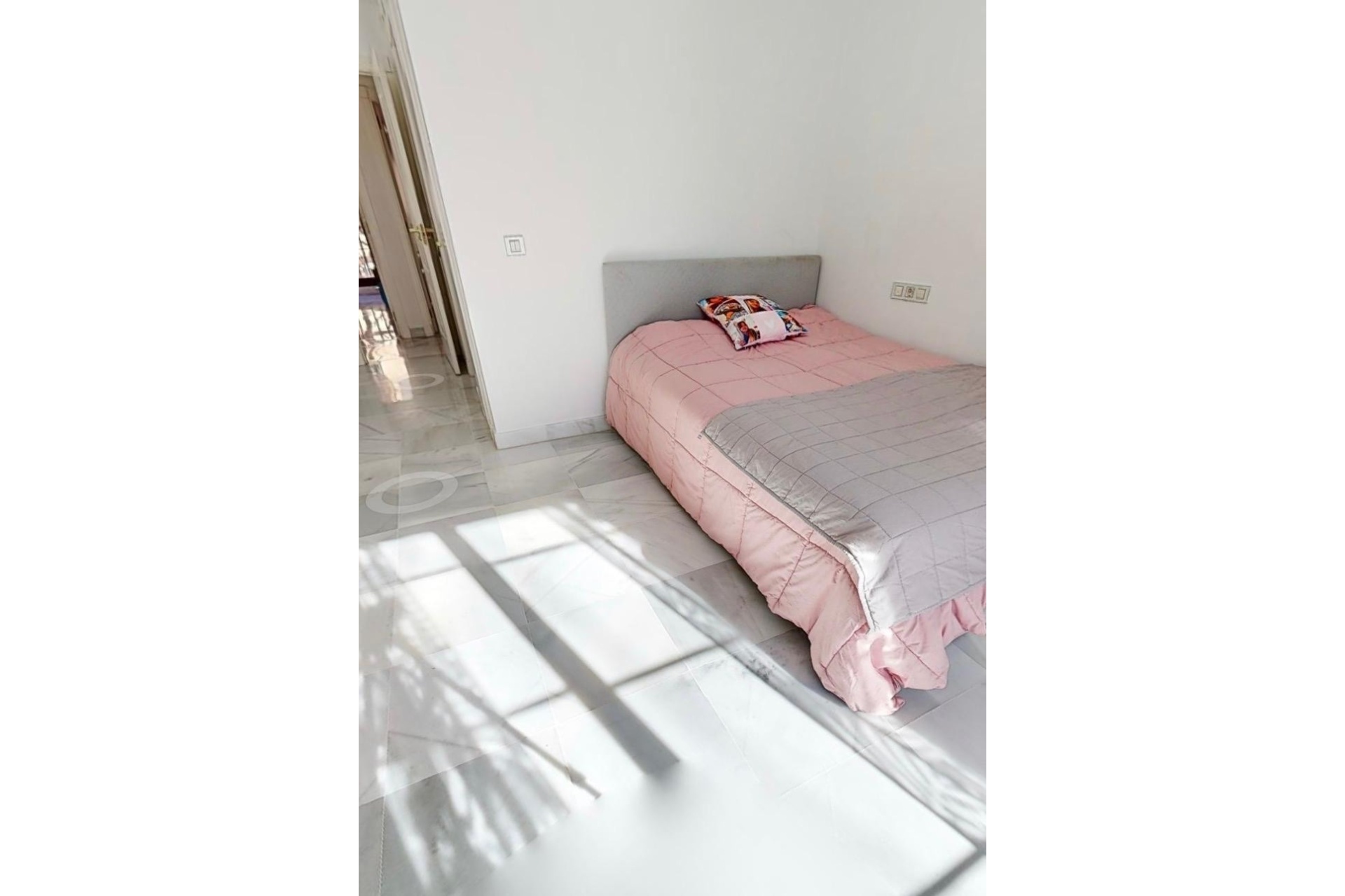 Rynek wtórny - apartment - Estepona - Hacienda del Sol