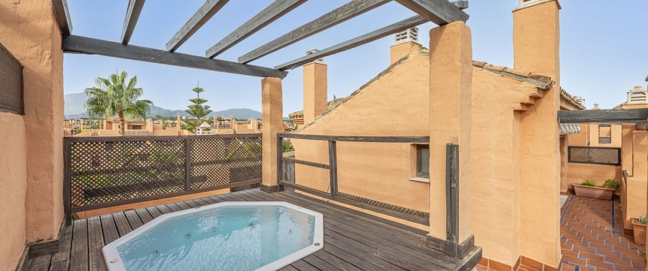 Rynek wtórny - apartment - Estepona - Hacienda del Sol