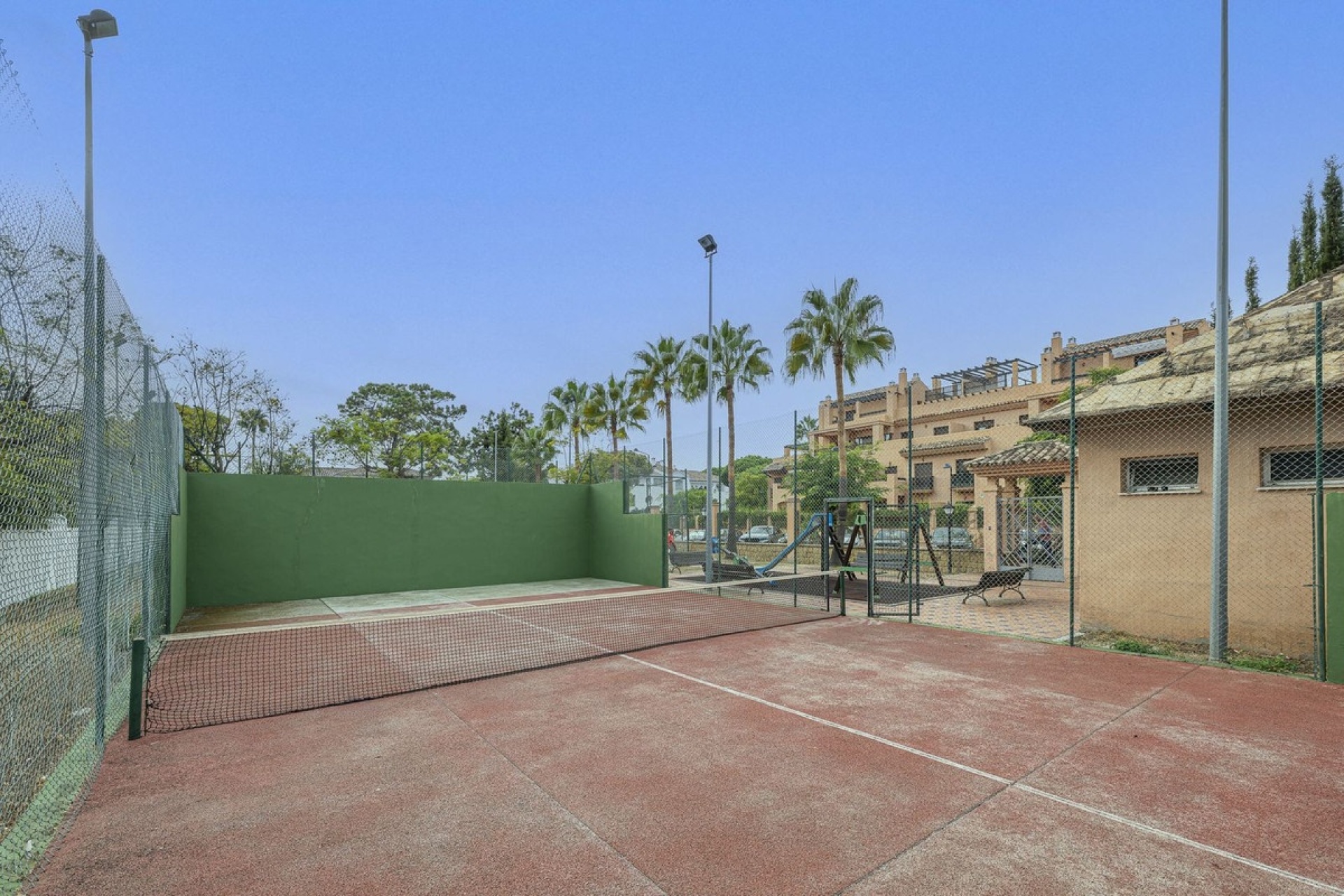 Rynek wtórny - apartment - Estepona - Hacienda del Sol