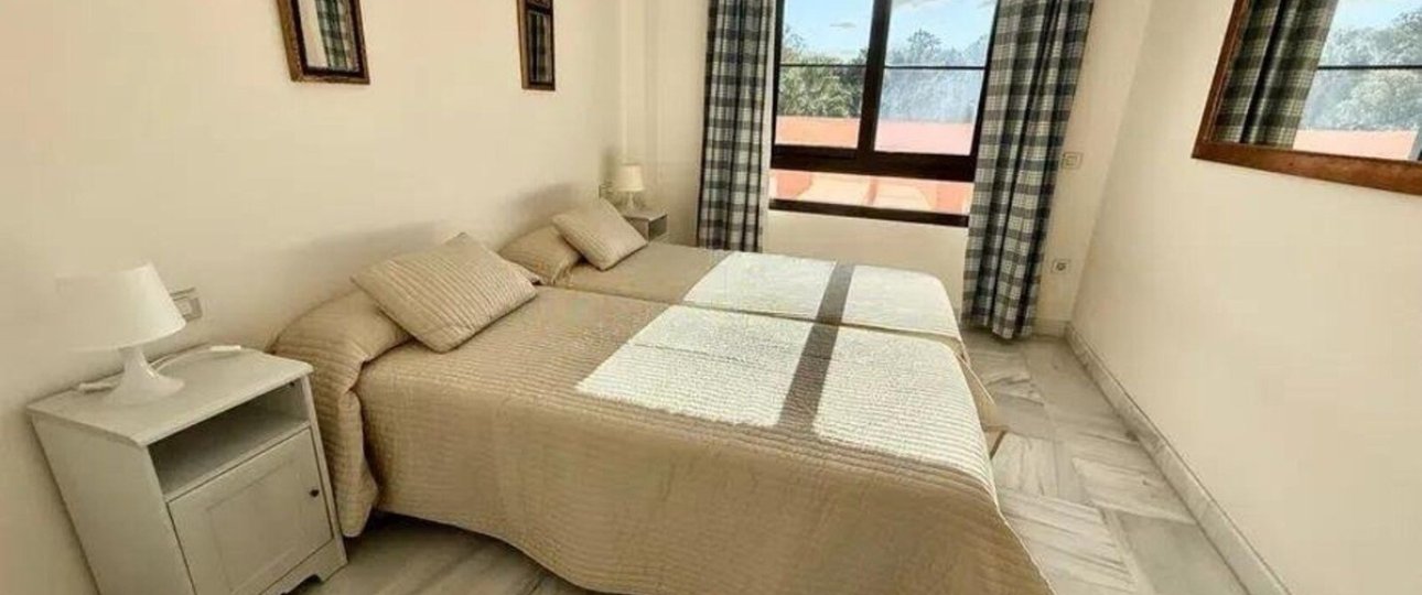Rynek wtórny - apartment - Estepona - Hacienda del Sol