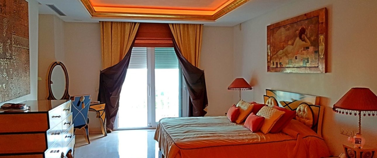 Rynek wtórny - apartment - Estepona - New Golden Mile