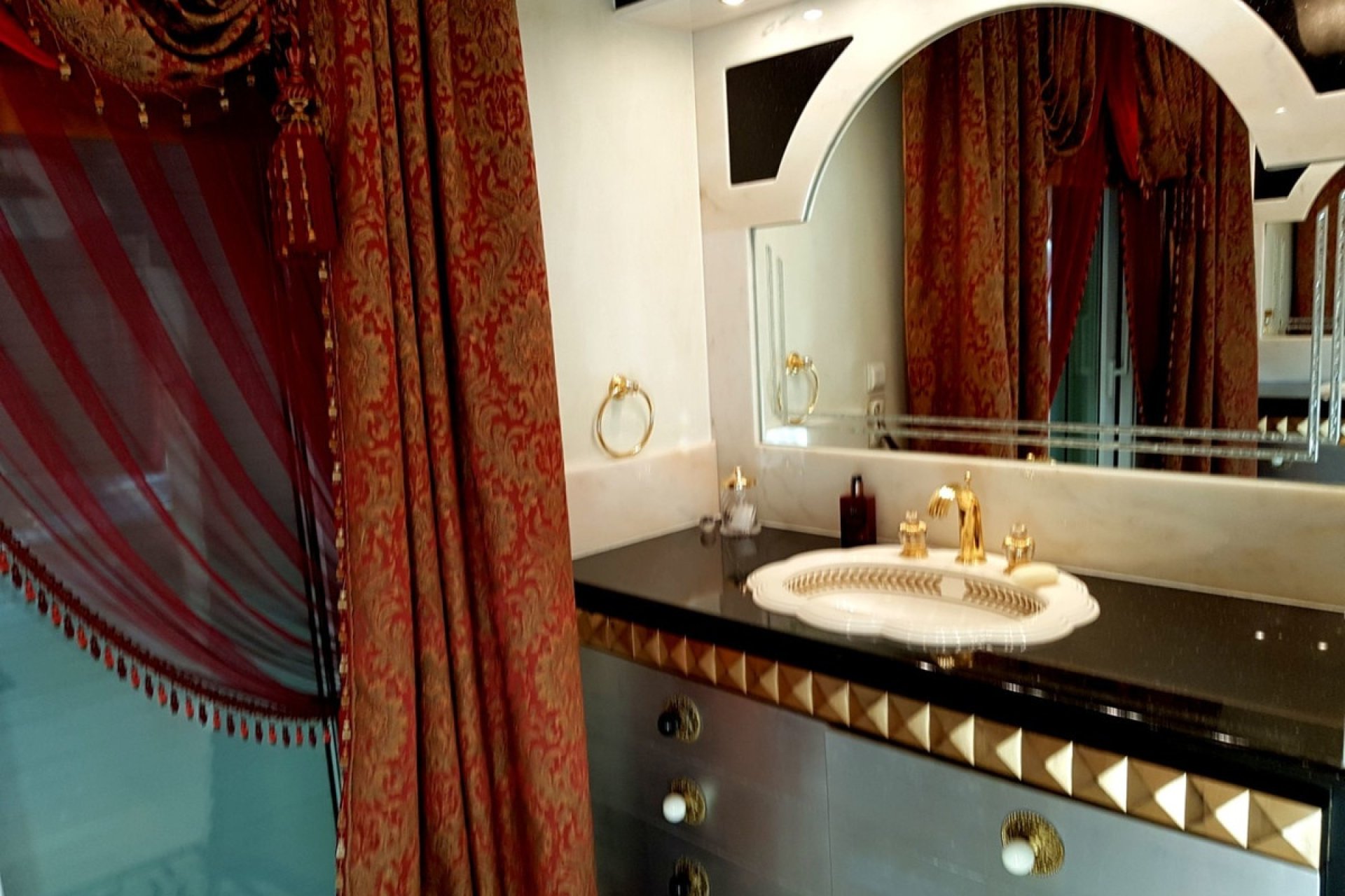Rynek wtórny - apartment - Estepona - New Golden Mile