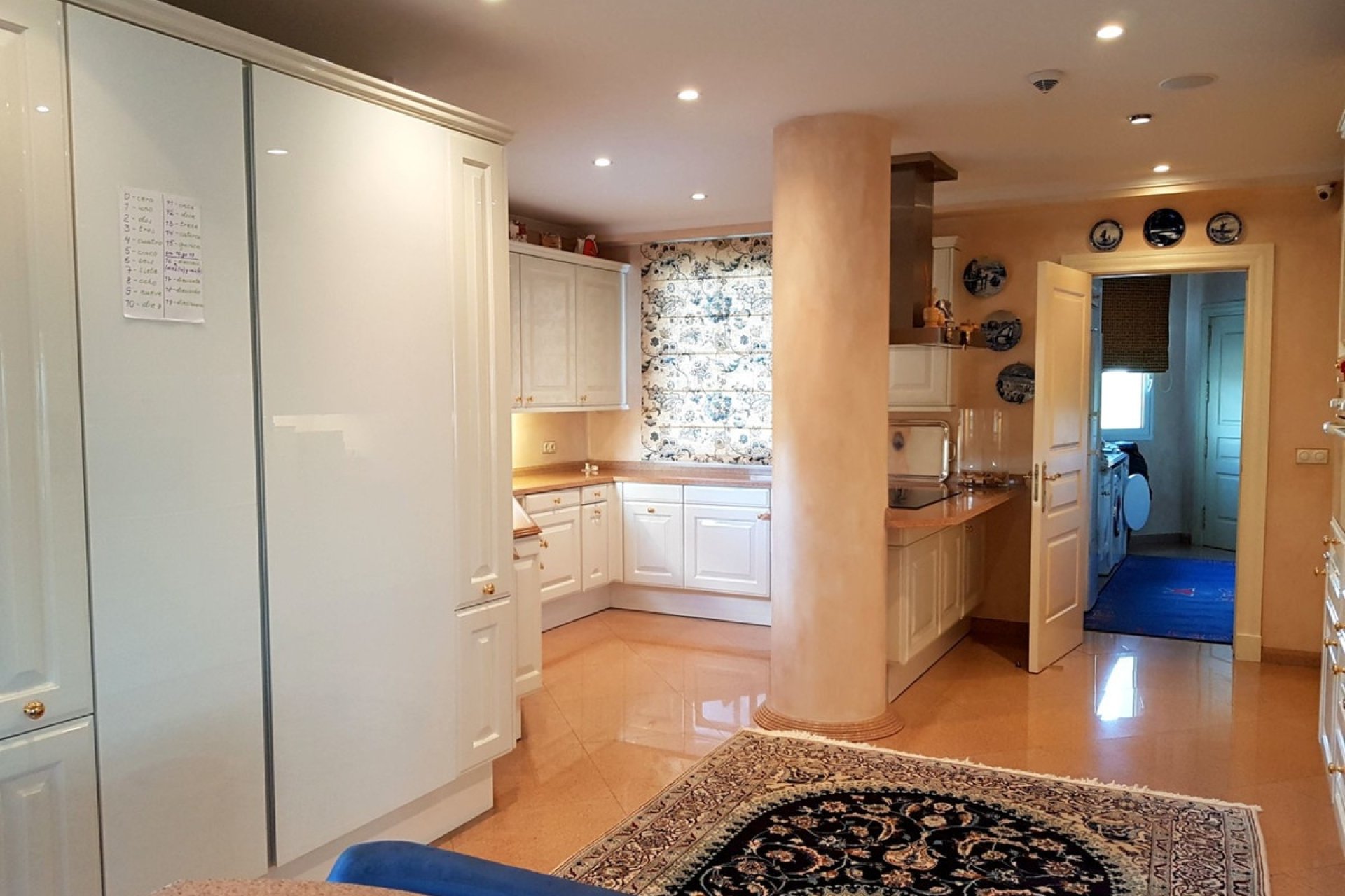 Rynek wtórny - apartment - Estepona - New Golden Mile