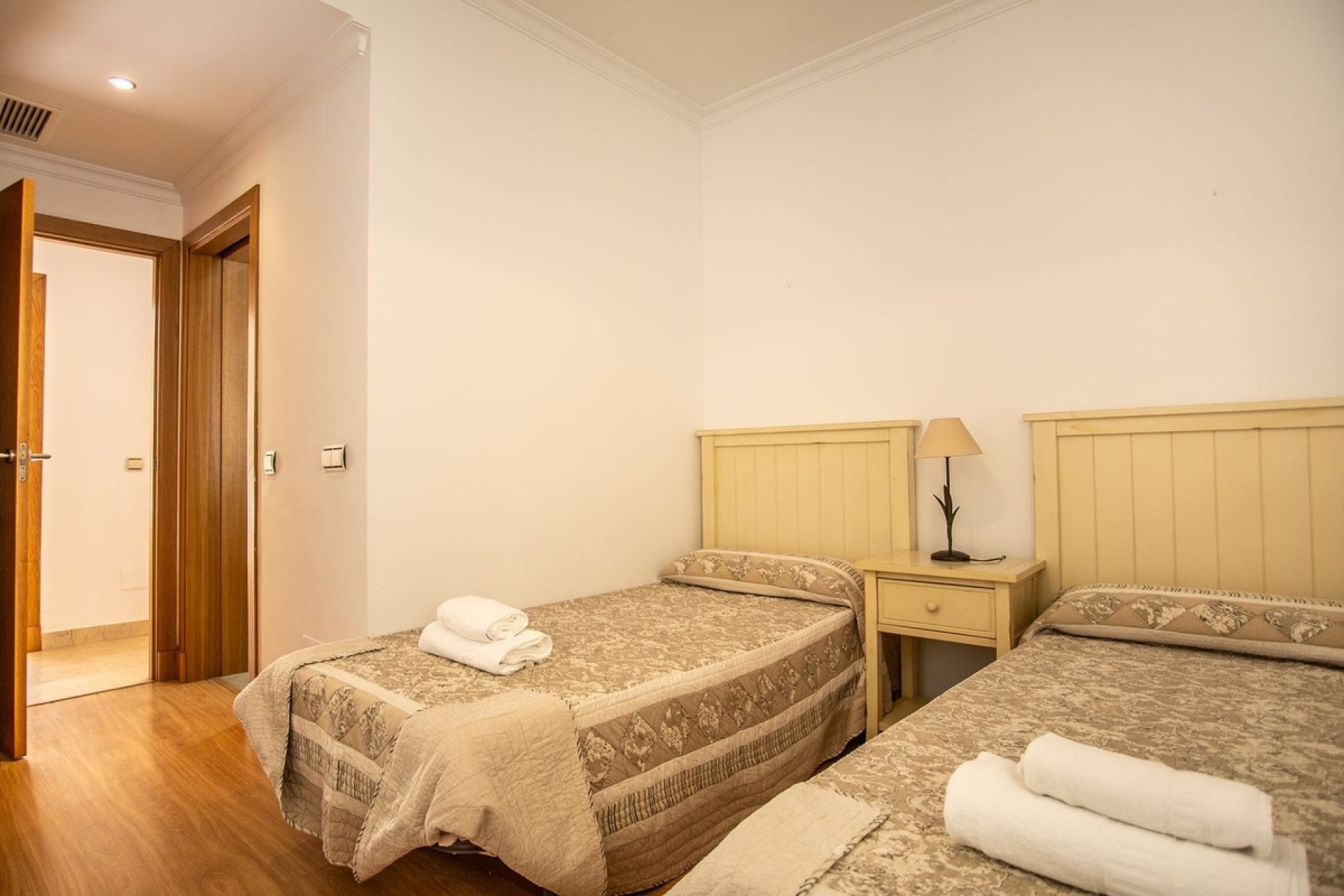 Rynek wtórny - apartment - Estepona - New Golden Mile