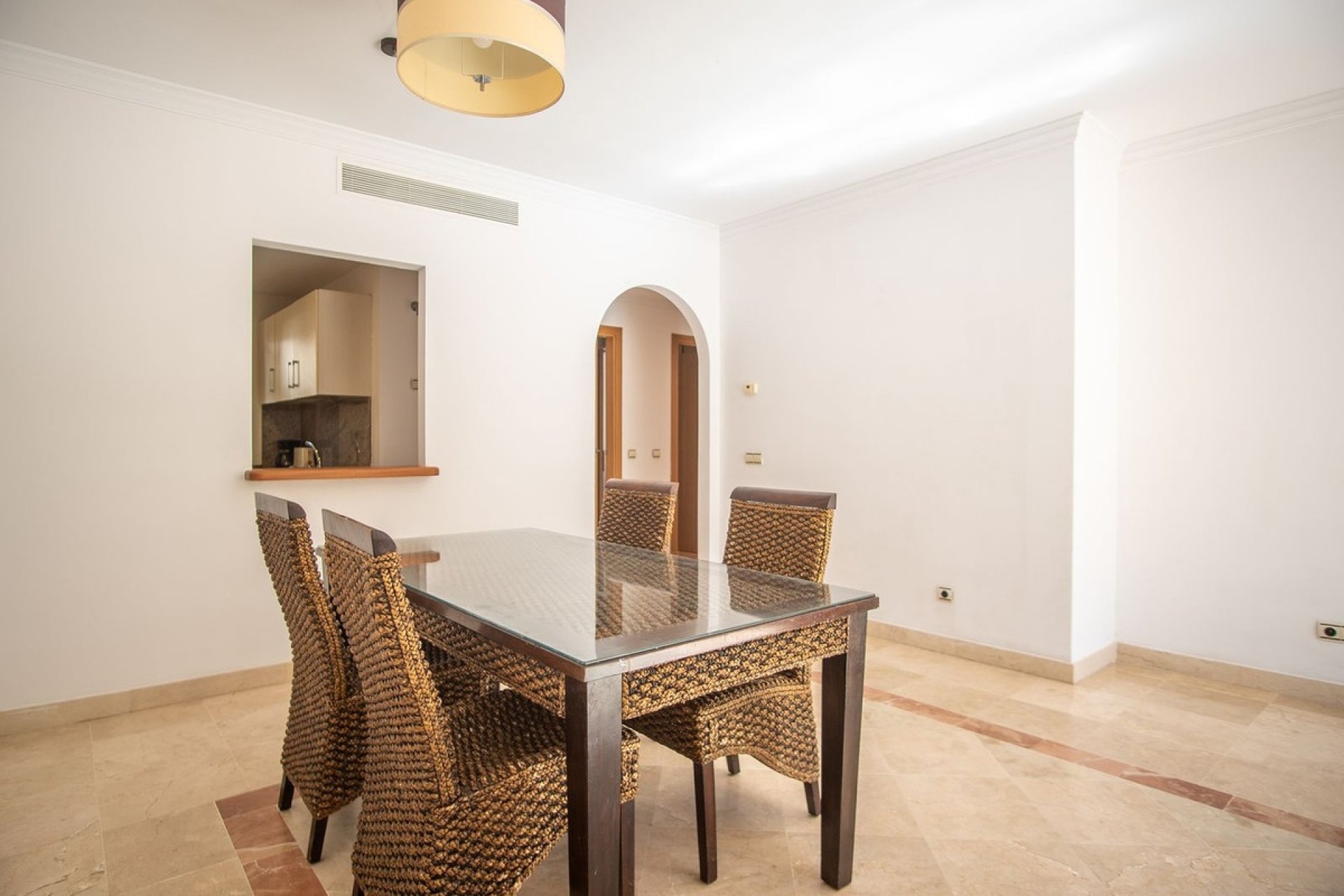 Rynek wtórny - apartment - Estepona - New Golden Mile