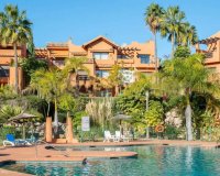 Rynek wtórny - apartment - Estepona - New Golden Mile