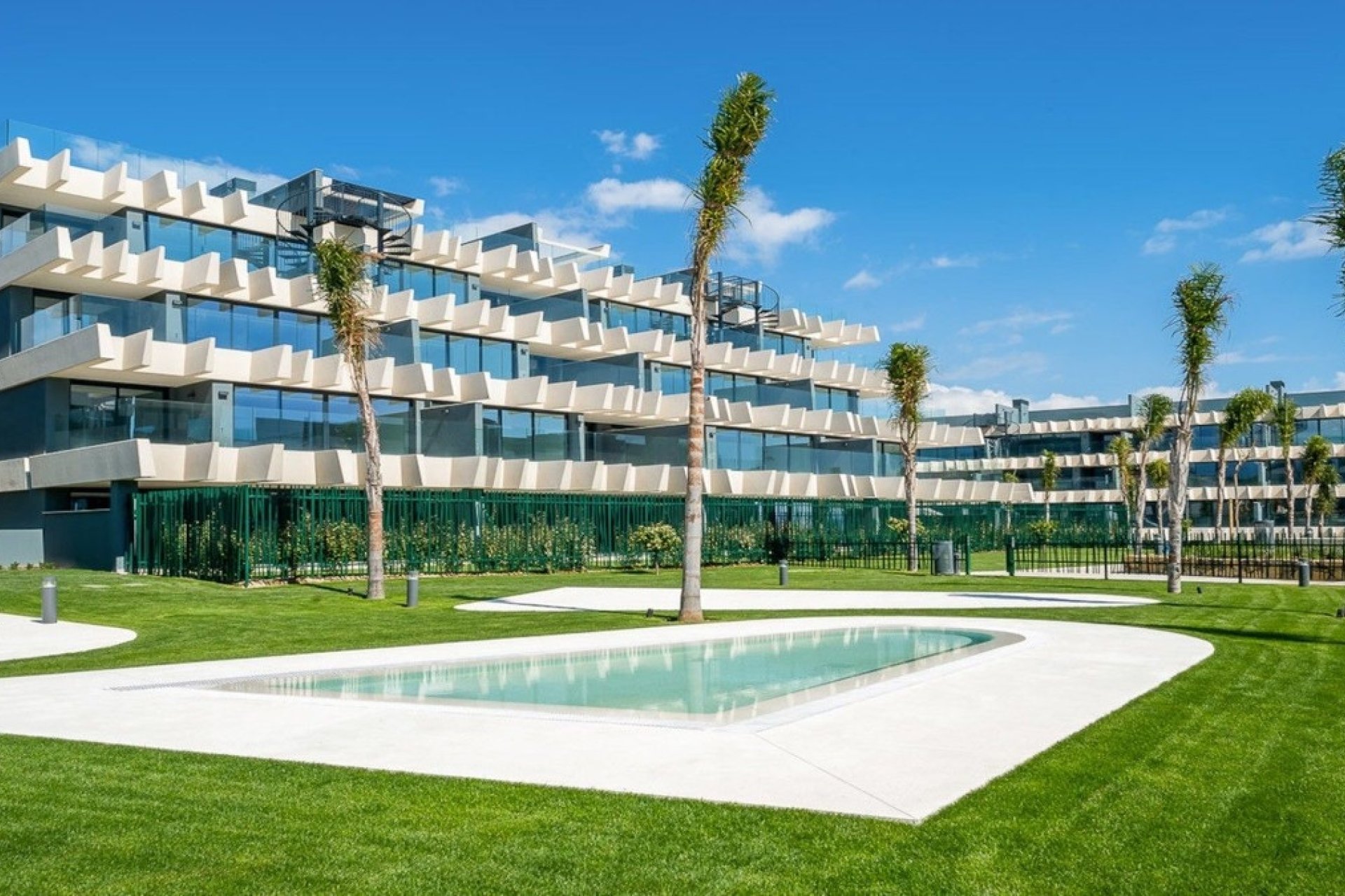 Rynek wtórny - apartment - Estepona - New Golden Mile