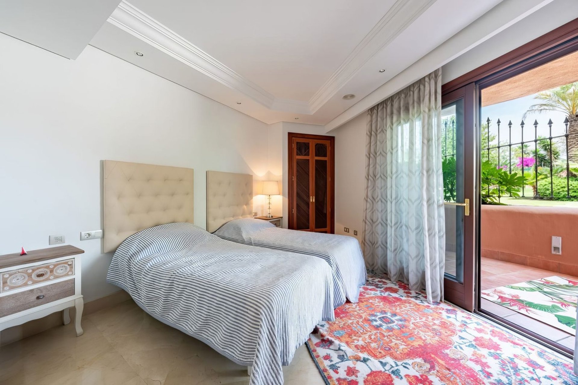 Rynek wtórny - apartment - Estepona - New Golden Mile