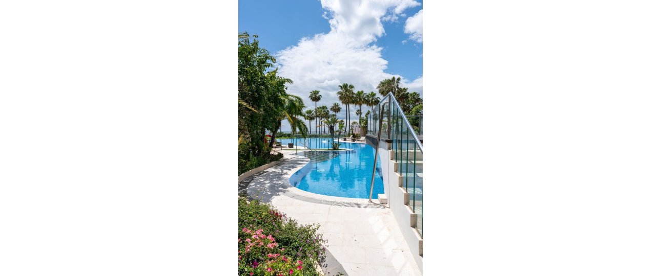 Rynek wtórny - apartment - Estepona - New Golden Mile