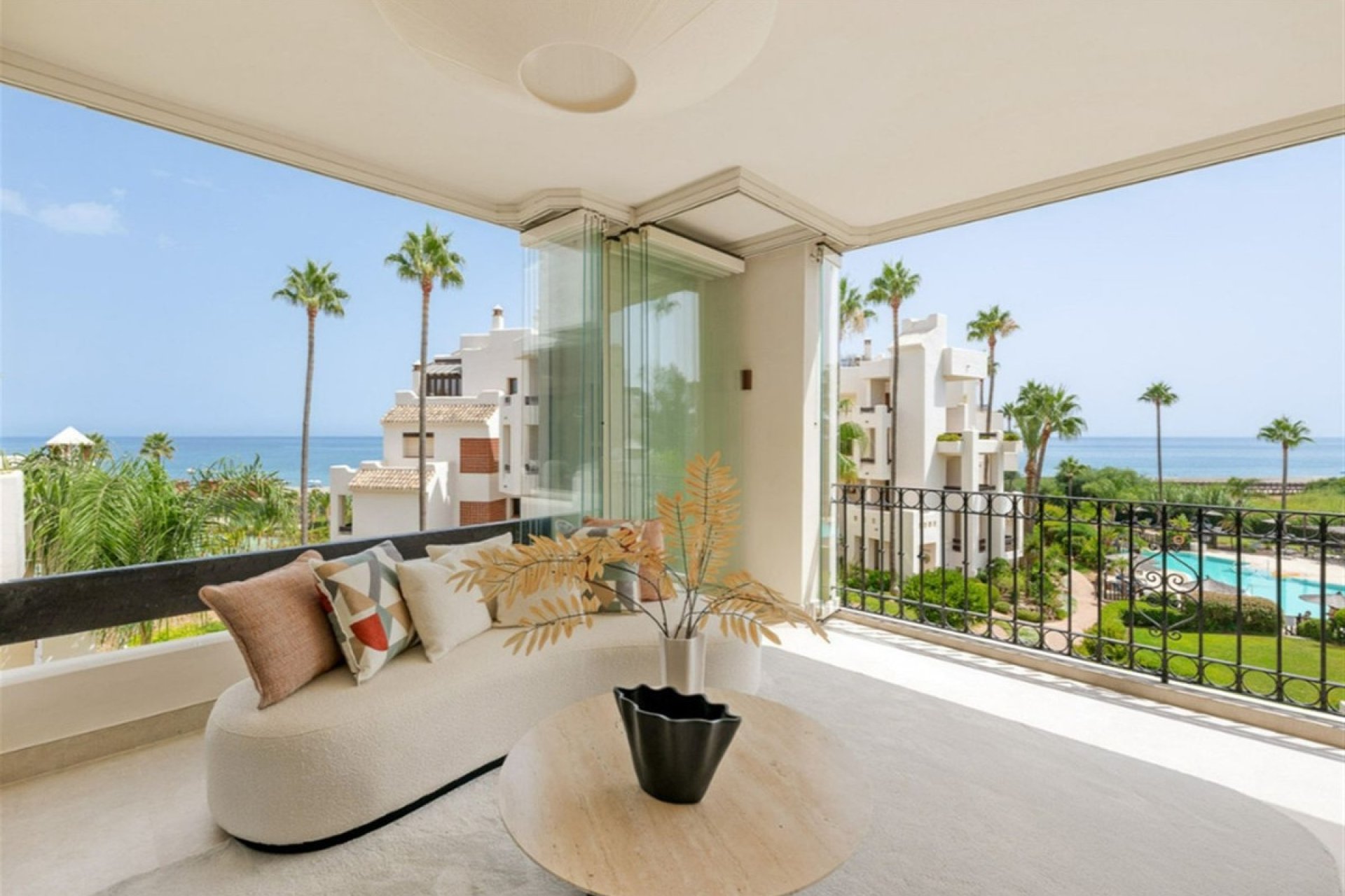 Rynek wtórny - apartment - Estepona - New Golden Mile