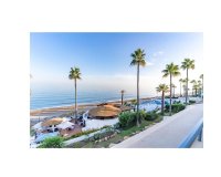 Rynek wtórny - apartment - Estepona - New Golden Mile