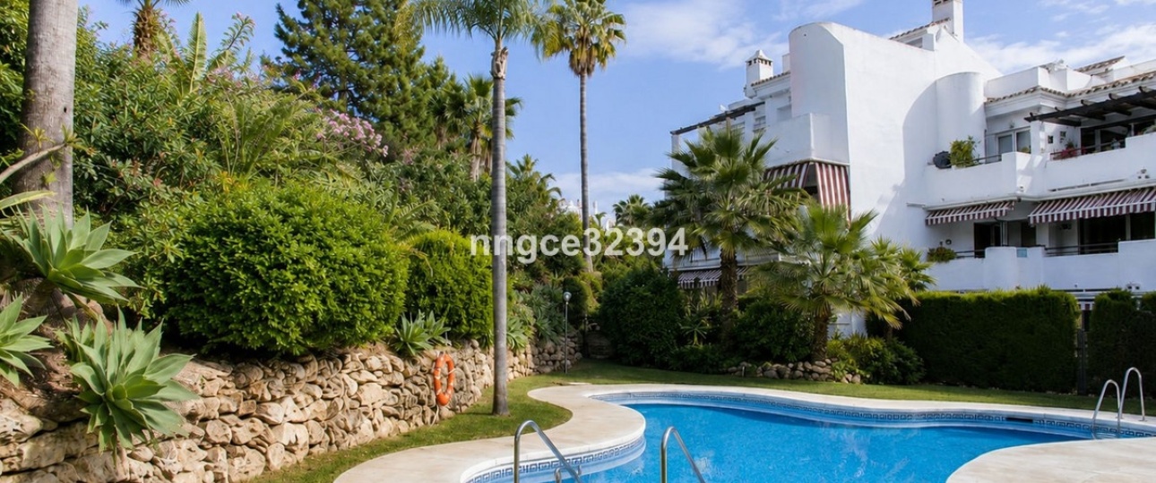 Rynek wtórny - apartment - Estepona - New Golden Mile