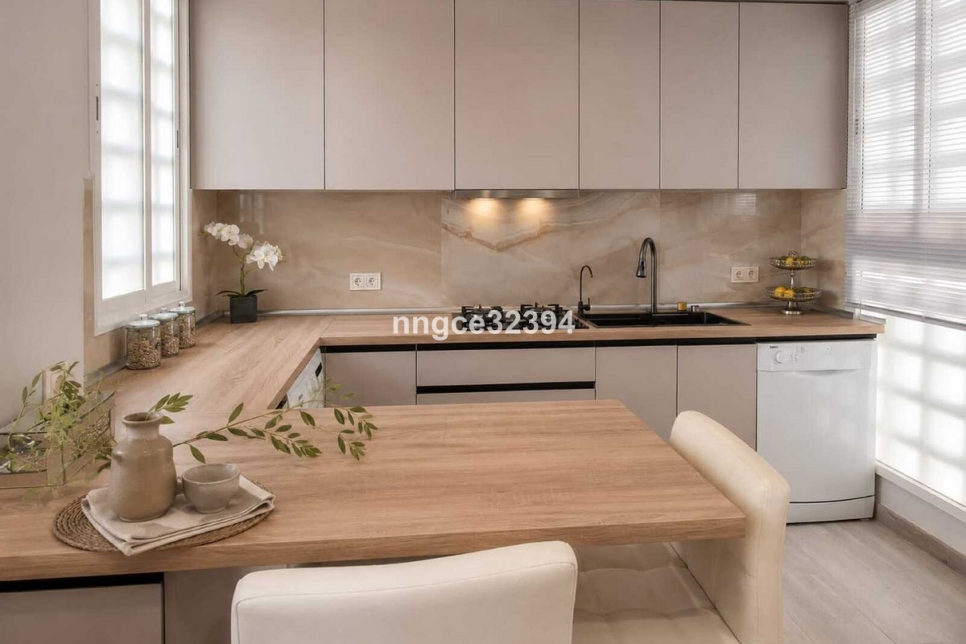 Rynek wtórny - apartment - Estepona - New Golden Mile