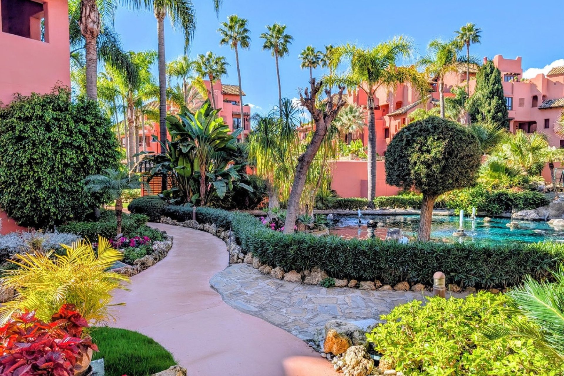 Rynek wtórny - apartment - Estepona - New Golden Mile