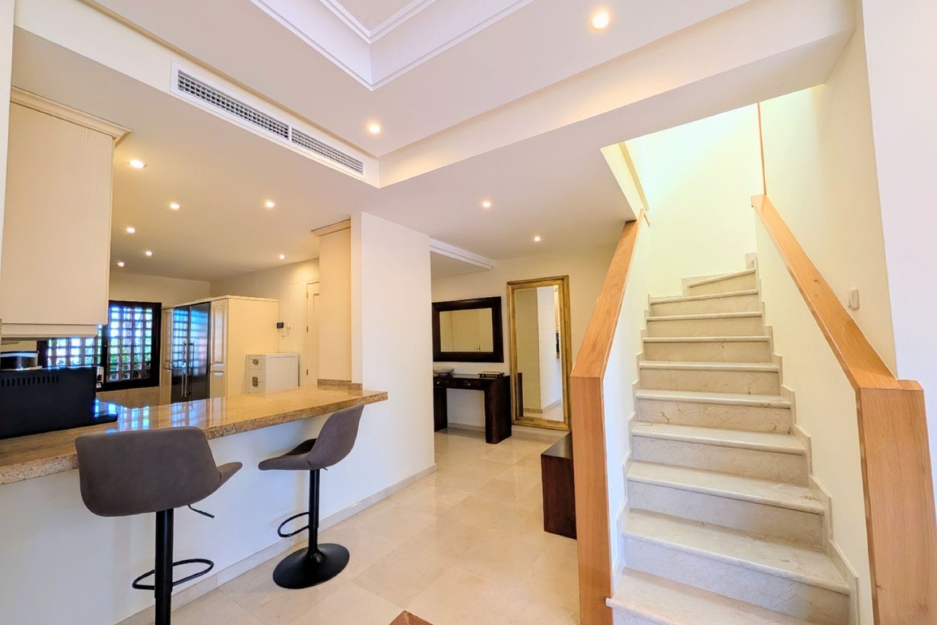 Rynek wtórny - apartment - Estepona - New Golden Mile