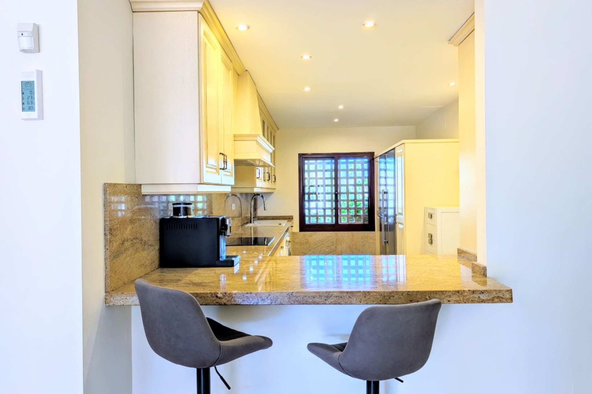 Rynek wtórny - apartment - Estepona - New Golden Mile