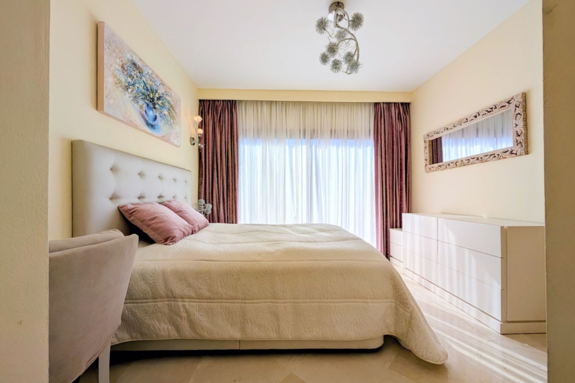 Rynek wtórny - apartment - Estepona - New Golden Mile
