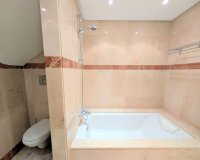 Rynek wtórny - apartment - Estepona - New Golden Mile