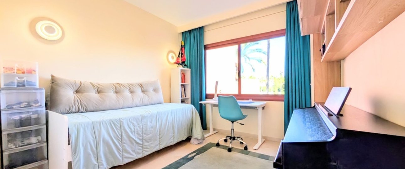 Rynek wtórny - apartment - Estepona - New Golden Mile
