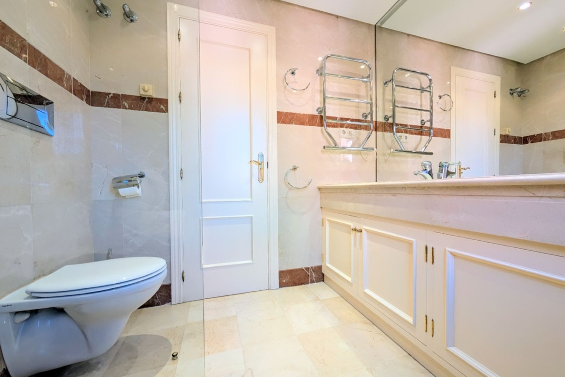 Rynek wtórny - apartment - Estepona - New Golden Mile