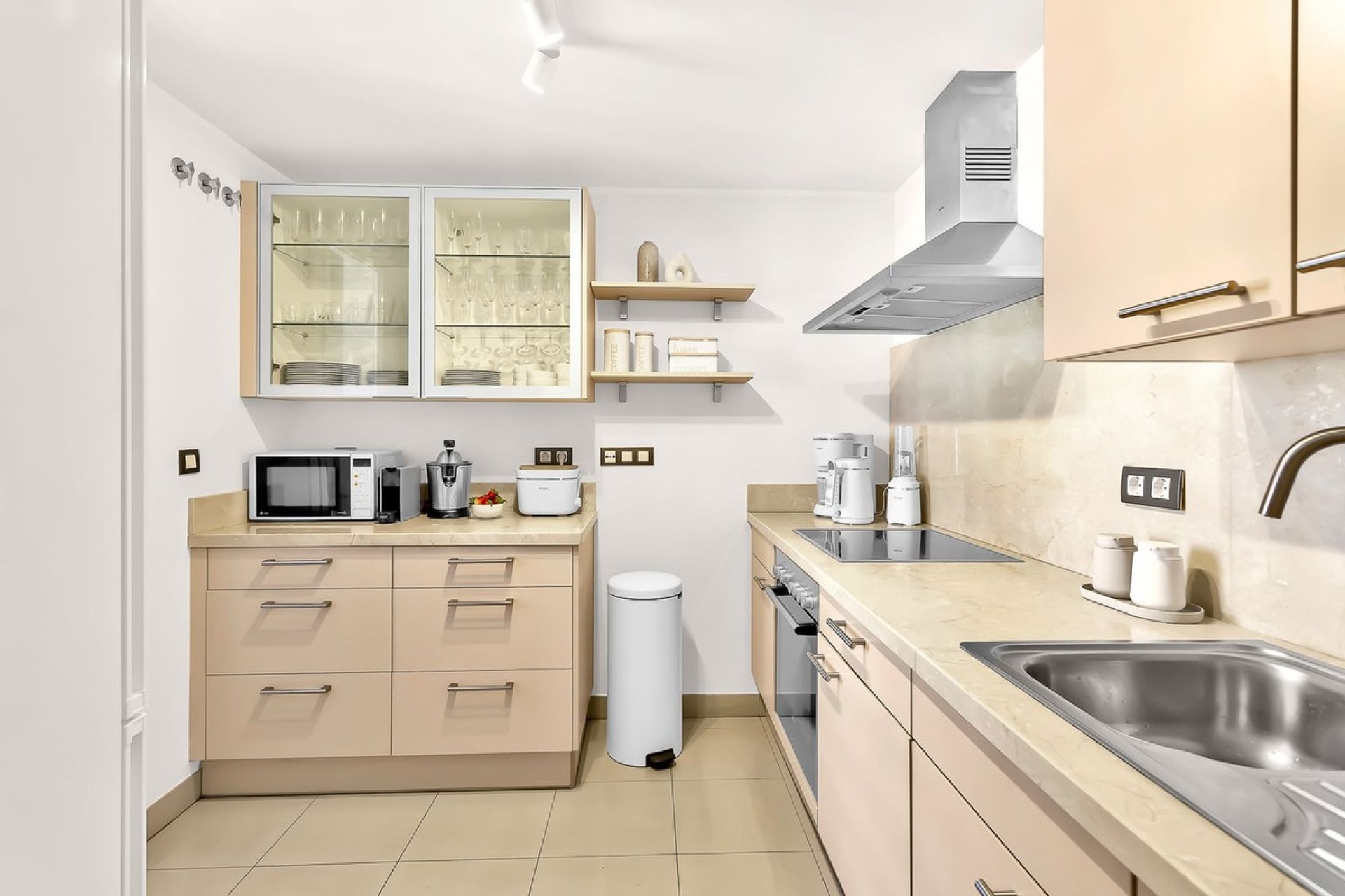 Rynek wtórny - apartment - Estepona - New Golden Mile