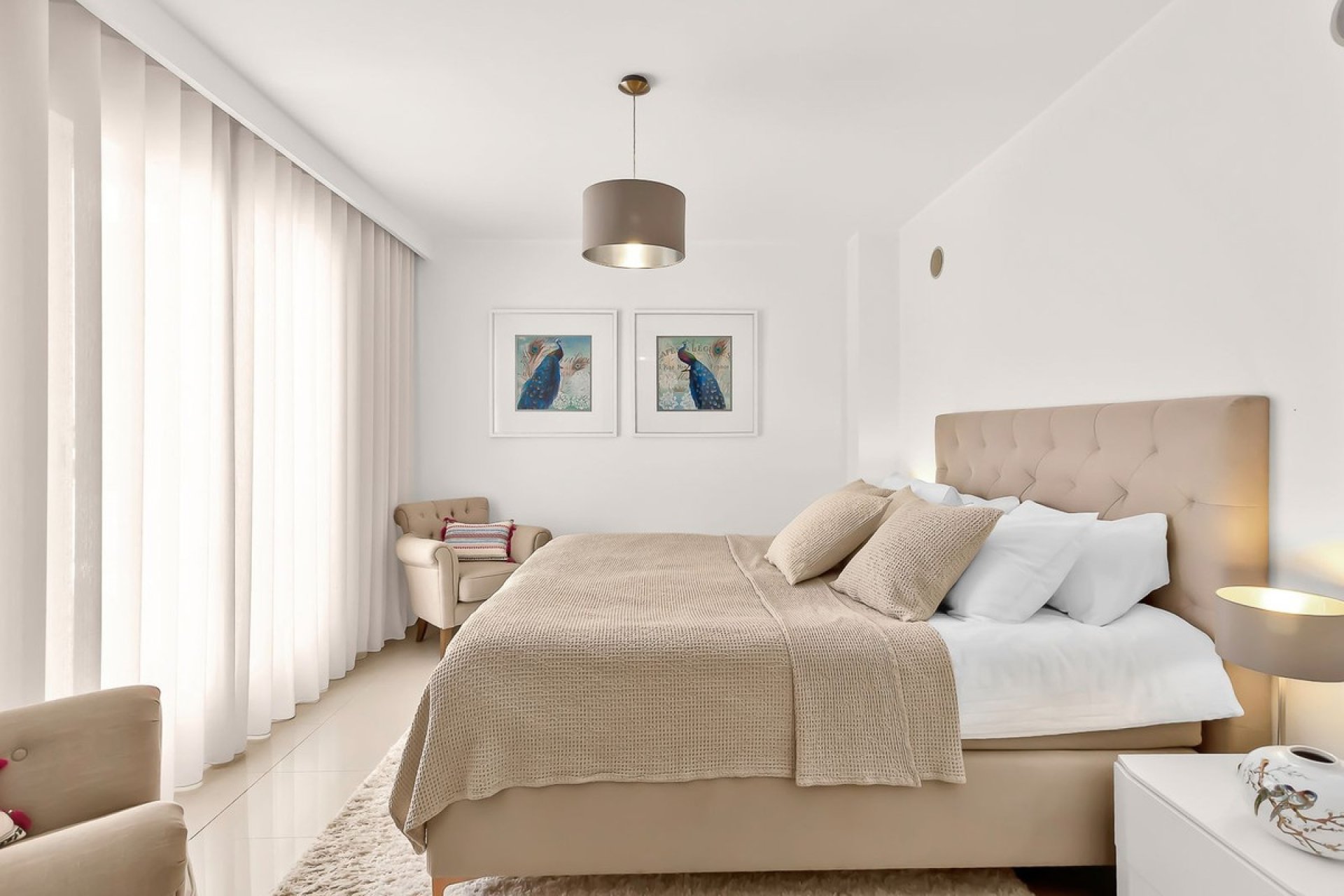 Rynek wtórny - apartment - Estepona - New Golden Mile