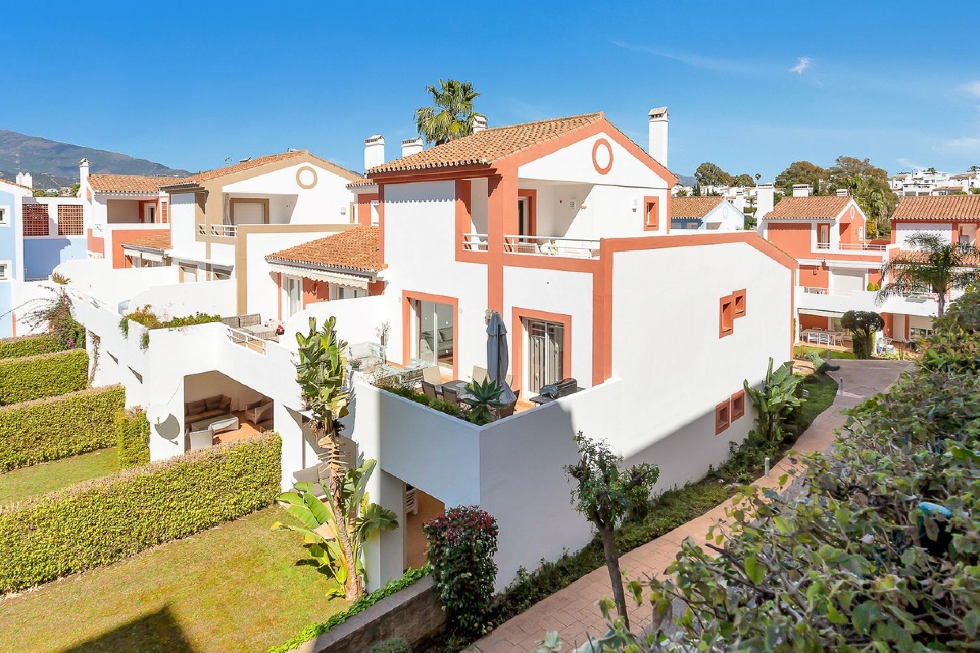 Rynek wtórny - apartment - Estepona - New Golden Mile