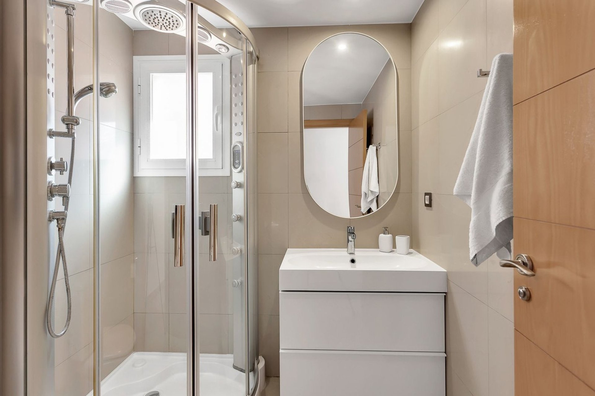 Rynek wtórny - apartment - Estepona - New Golden Mile