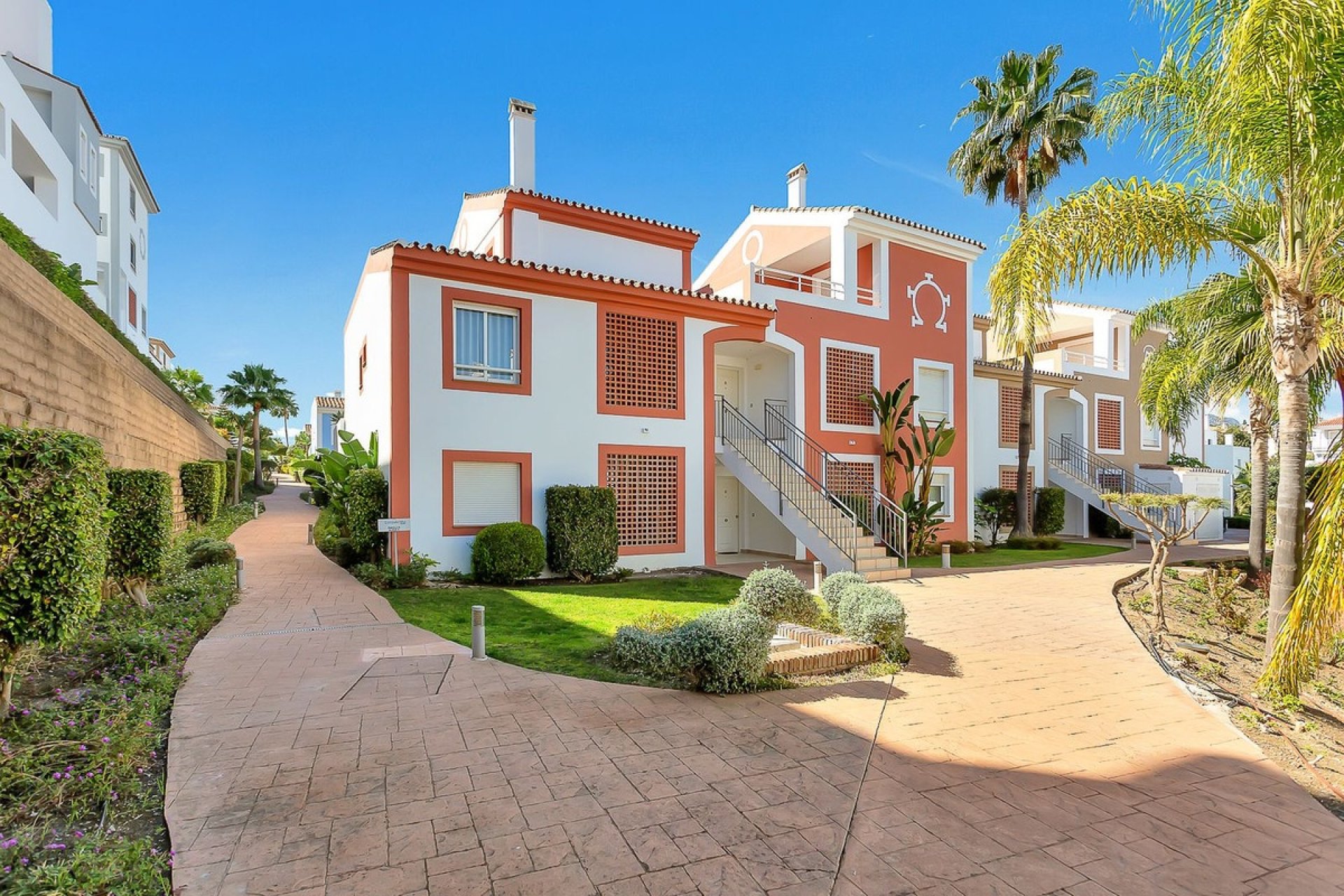 Rynek wtórny - apartment - Estepona - New Golden Mile