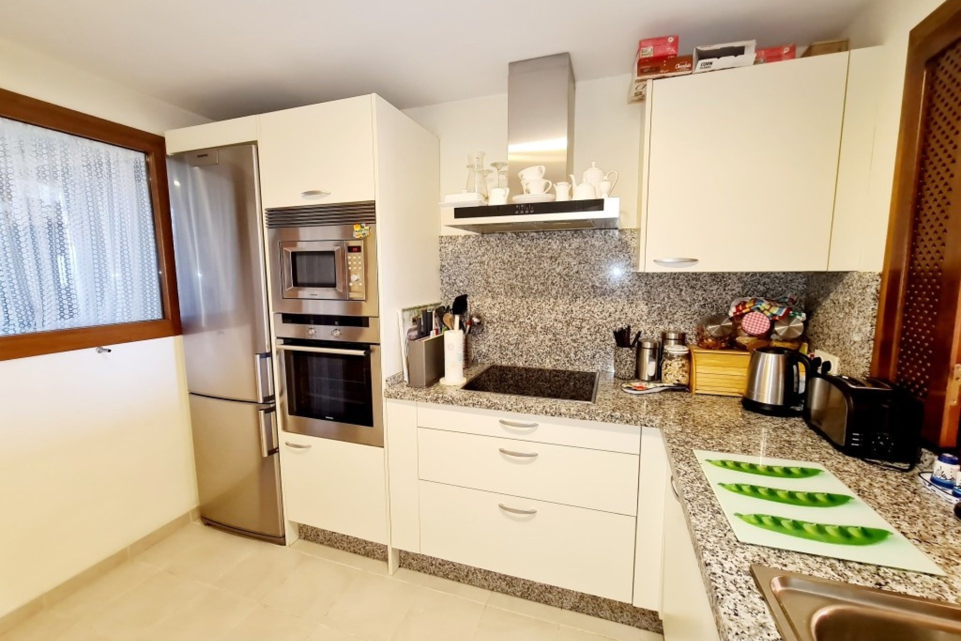 Rynek wtórny - apartment - Estepona - New Golden Mile