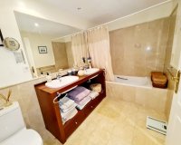 Rynek wtórny - apartment - Estepona - New Golden Mile