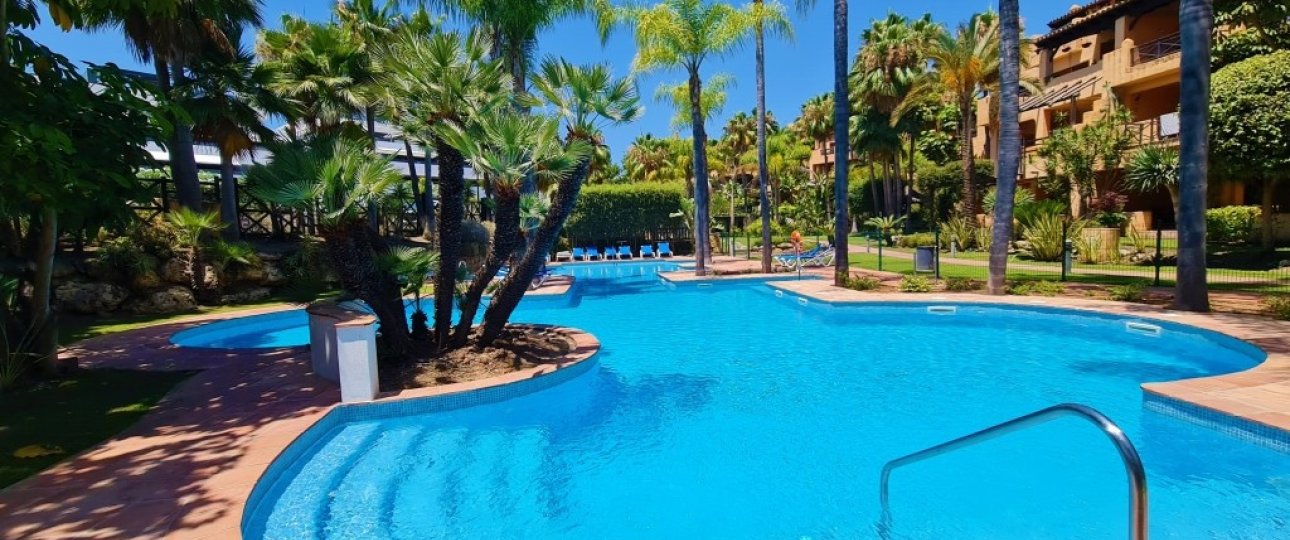 Rynek wtórny - apartment - Estepona - New Golden Mile