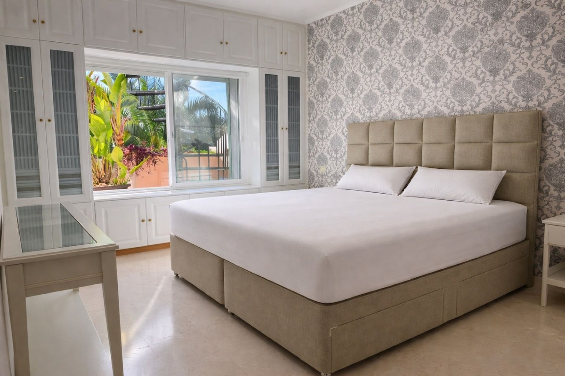 Rynek wtórny - apartment - Estepona - New Golden Mile