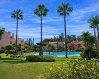 Rynek wtórny - apartment - Estepona - New Golden Mile