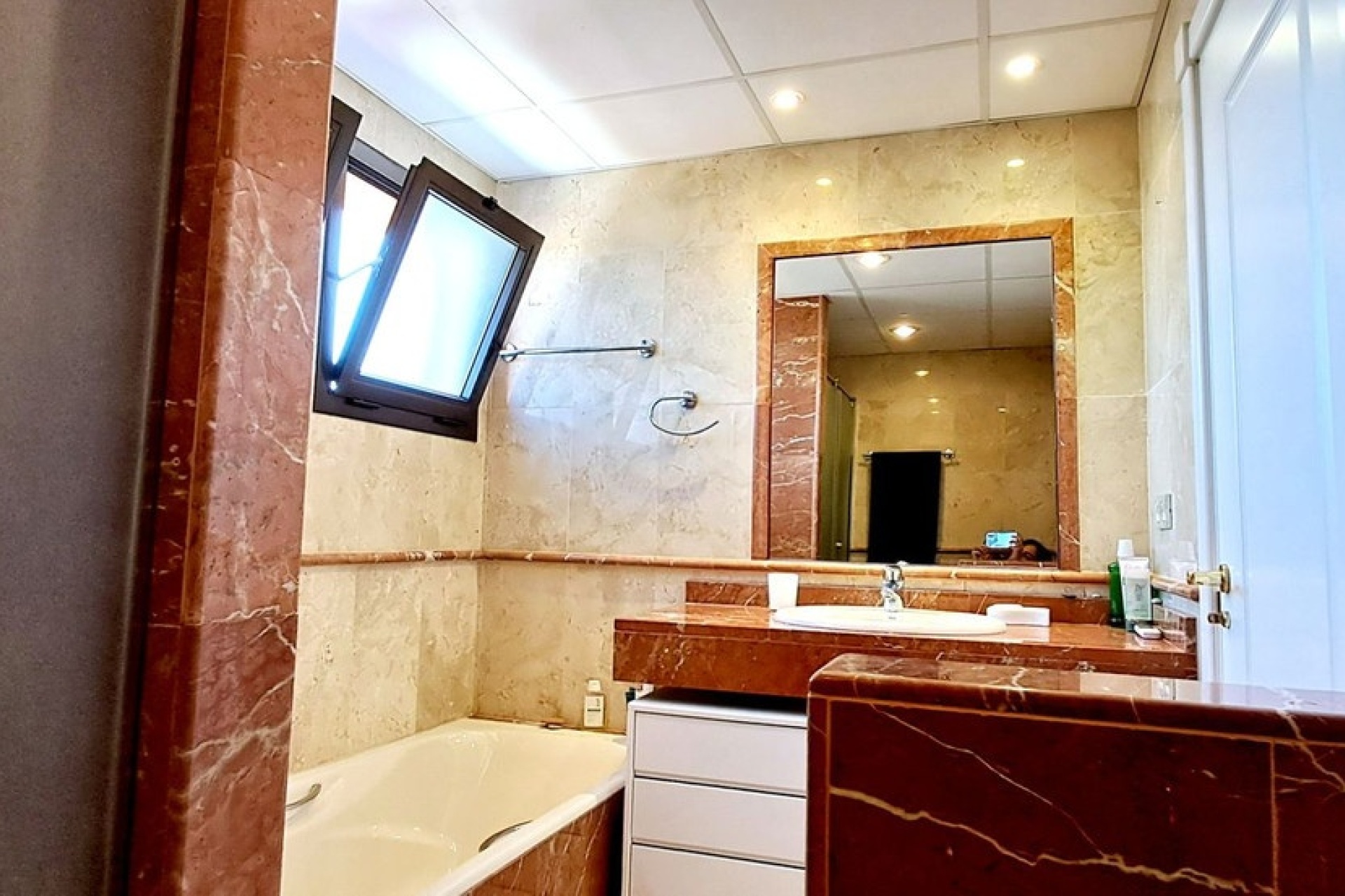 Rynek wtórny - apartment - Estepona - New Golden Mile