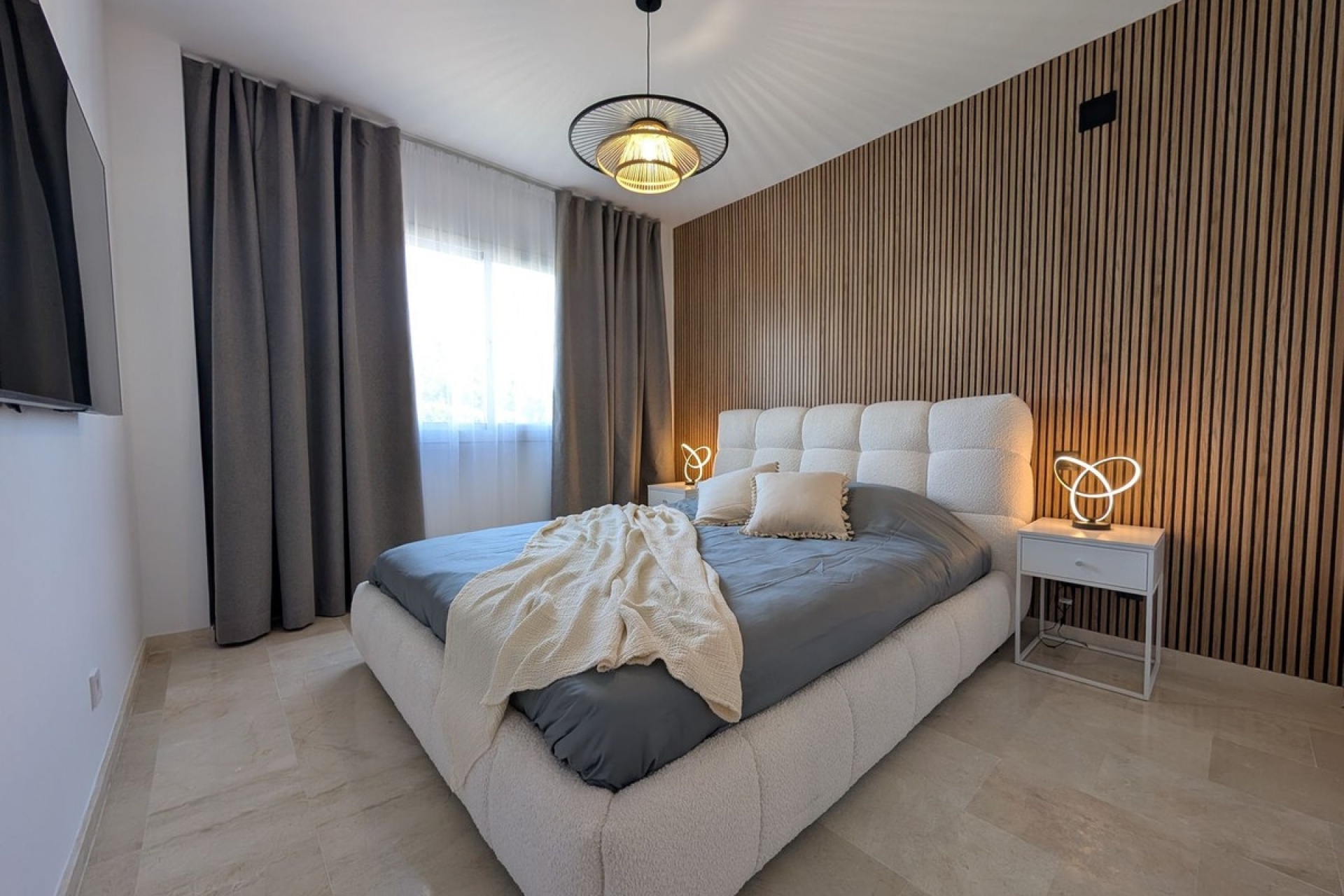 Rynek wtórny - apartment - Estepona - New Golden Mile