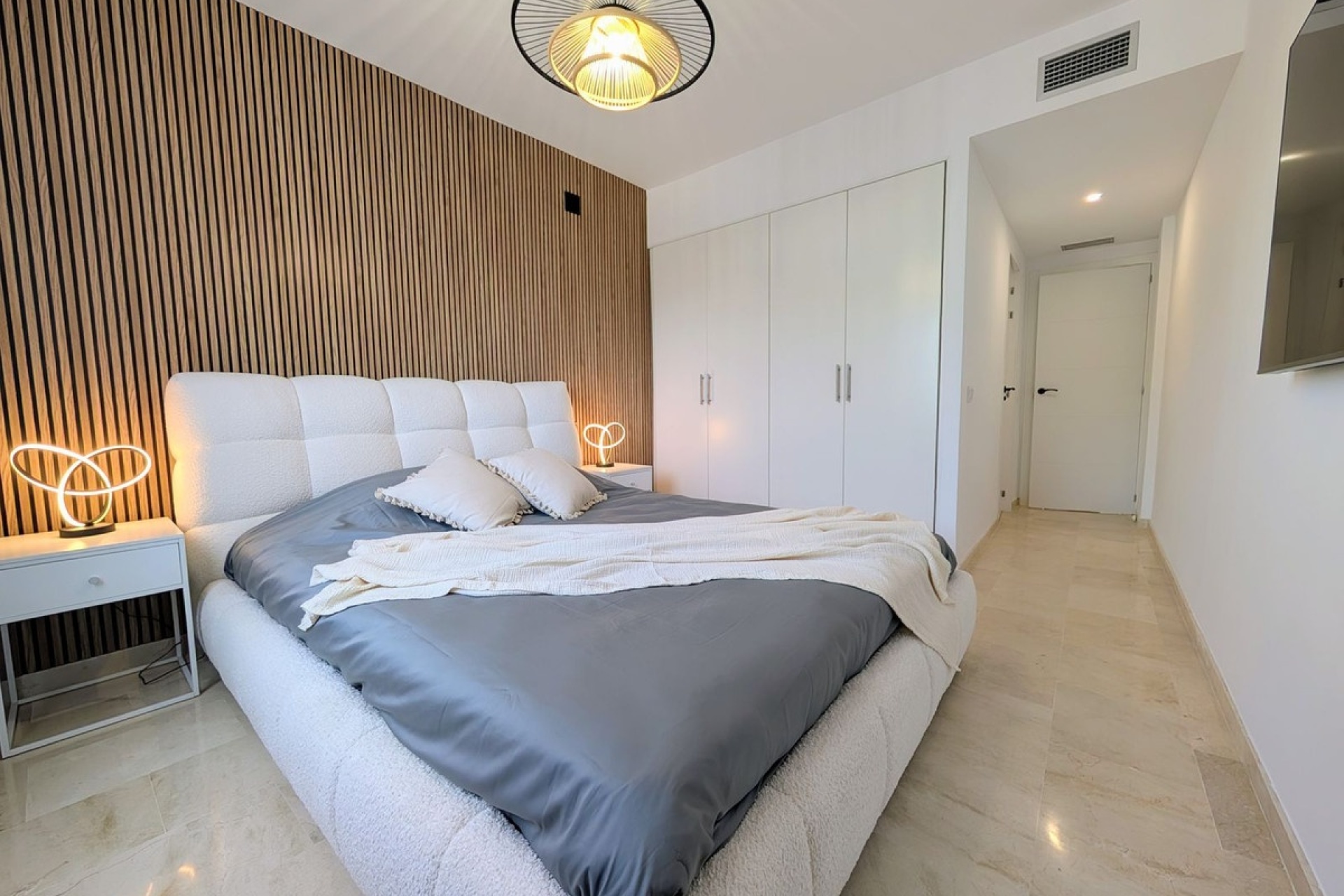 Rynek wtórny - apartment - Estepona - New Golden Mile