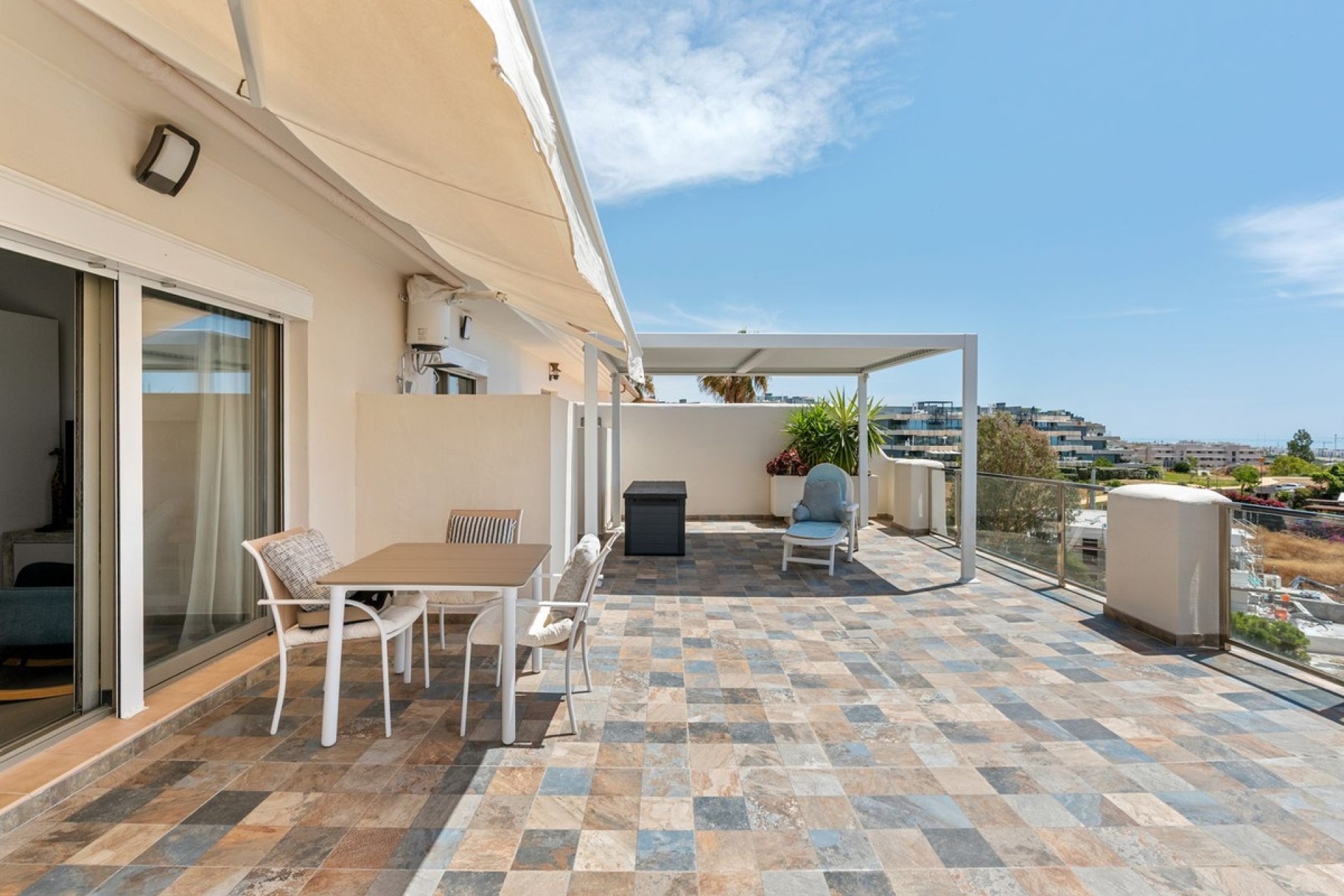 Rynek wtórny - apartment - Estepona - New Golden Mile